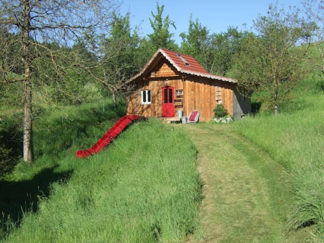 Sonniges-Naturnahes-Schwarzwald-Ferienhaeuschen Welschensteinach Luaran gambar